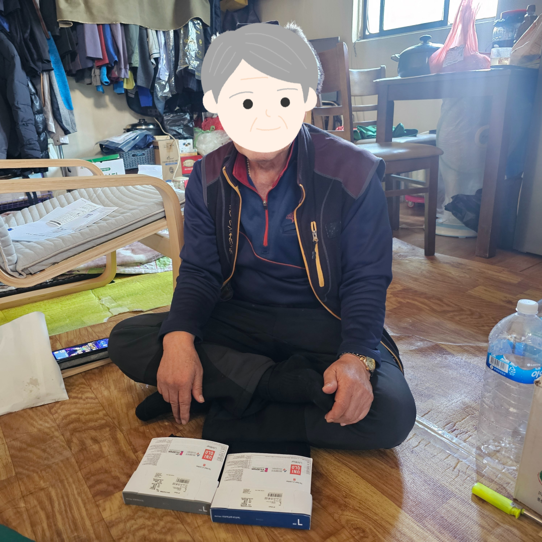[노인맞춤돌봄서비스]2025년 혹한기 대비"2025년 유니클로 The Heart of LifeWear 캠페인" 히트텍 전달