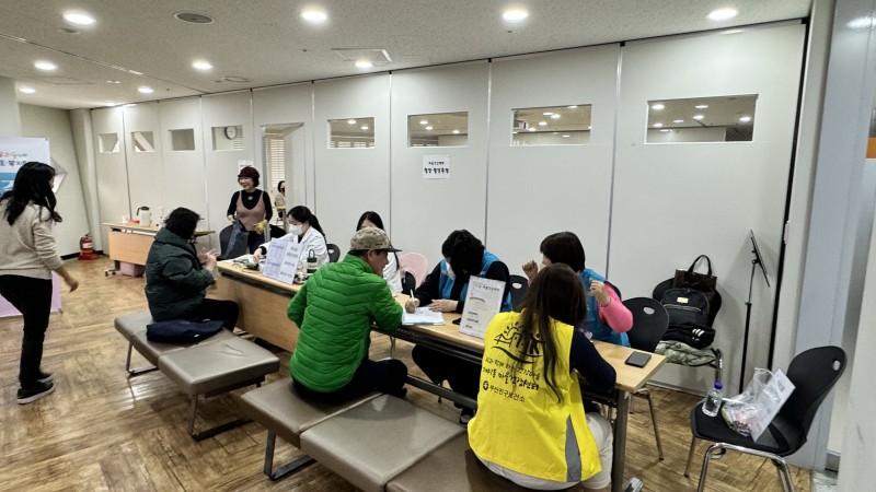 [홍보사업]가야1동주민센터 연계 찾아가는 이동상담실 실시