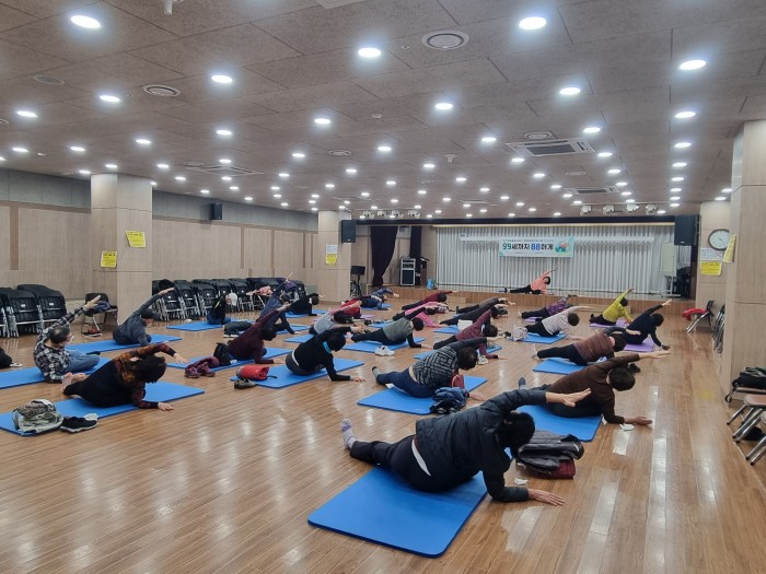 [노인맞춤돌봄] 평생교육프로그램 건강운동 - '99세까지 88하게'(1회차)