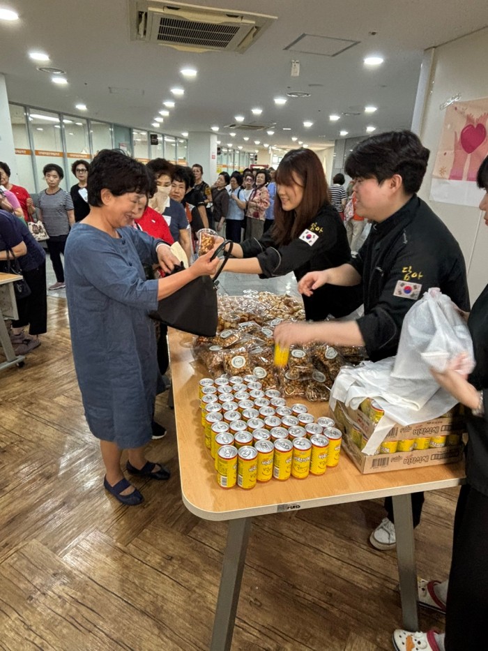 [후원사업]동의대학교 외식경영학과와 함께하는 '사랑 가득 담아'(2차) 실시