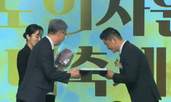 다사랑복합문화예술회관(박성일 관장), 제 18회 전국노인자원봉사 대축제 '보건복지부 장관상' 수상