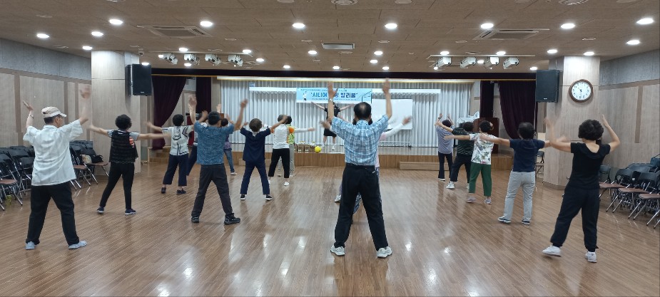 2024 어르신 배구교실 '시니어 웰빙 발리볼' 수업 개시!