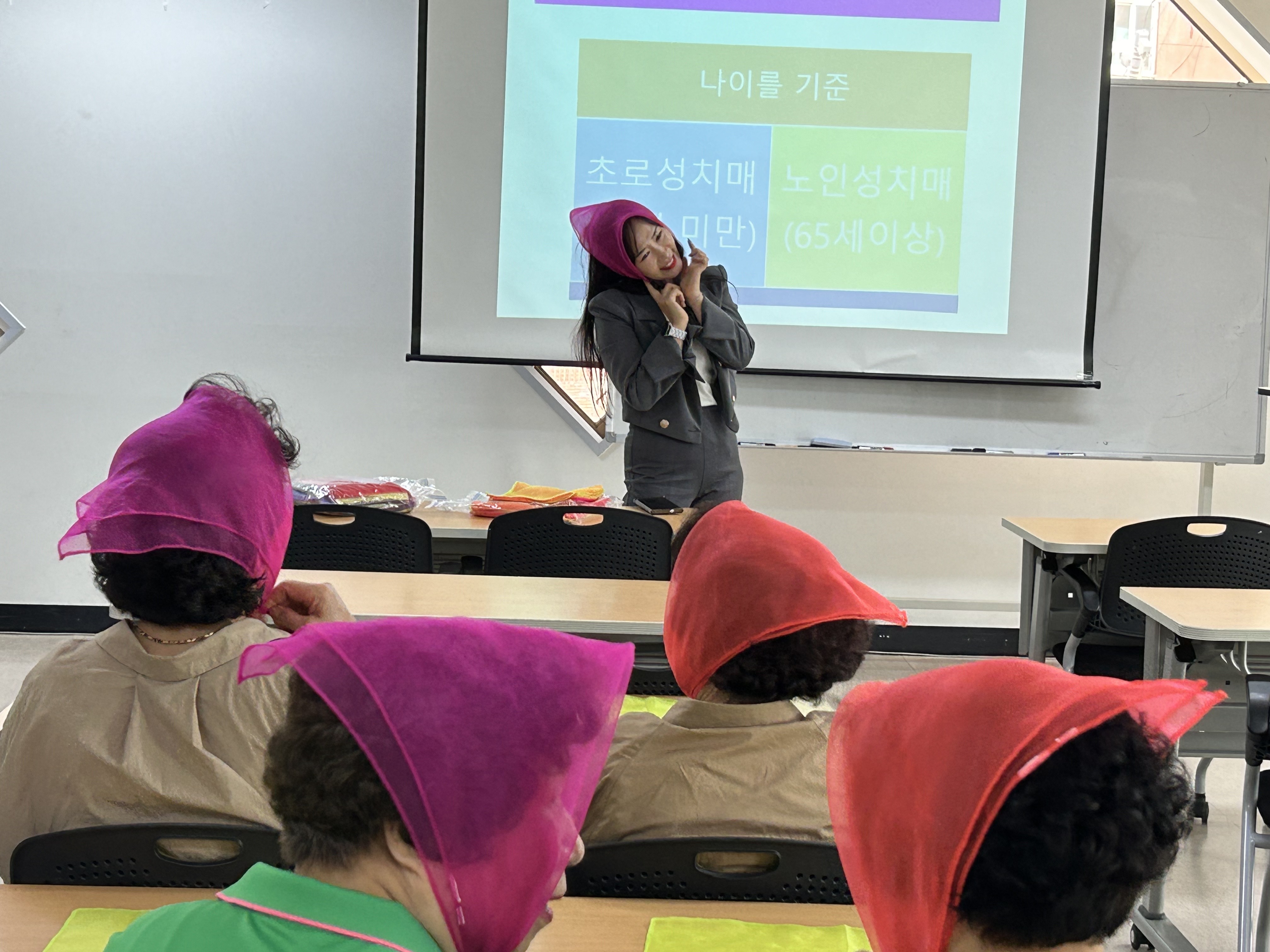 [5월] 선배시민자원봉사단 '총명전파단' 전문교육 6회기