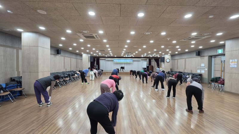 [노인맞춤돌봄] 평생교육(체조)프로그램 - '하나된 리듬, 하나된 마음'